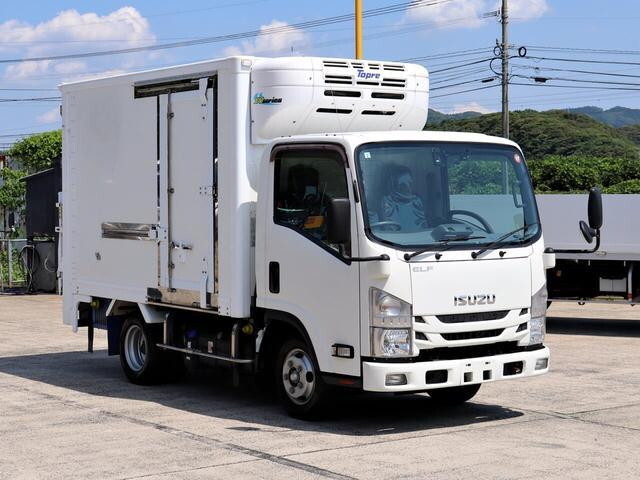 Elf Refrigerator & Freezer Truck_1