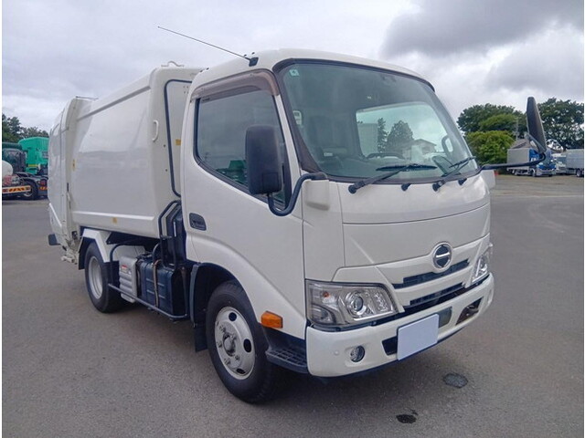 HINO Dutro Garbage Truck 2RG-XZU605X 2021 31,329km