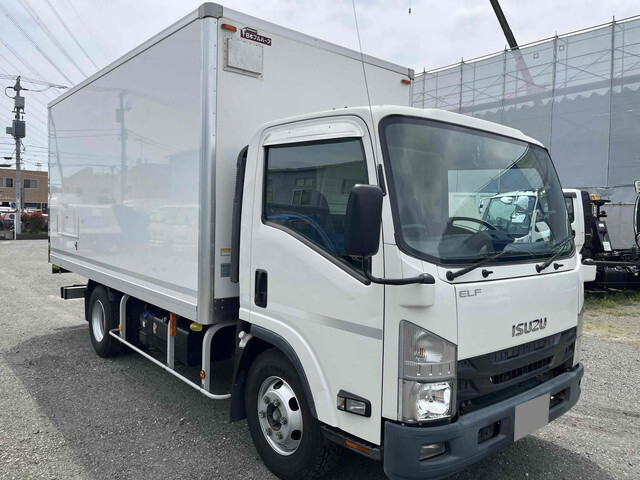 ISUZU Elf Reefer Van 2RG-NPR88N 2020 139,600km