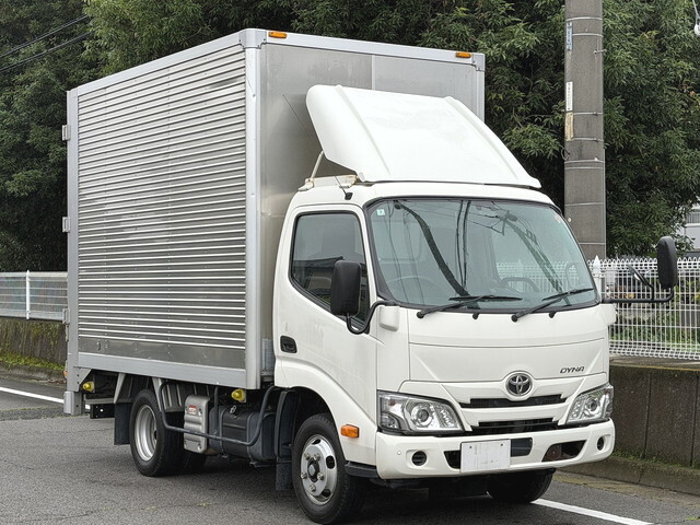 Dyna Aluminum Van_1