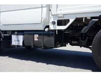 MAZDA Titan Double Cab 2RG-LHS88A 2020 18,172km_15