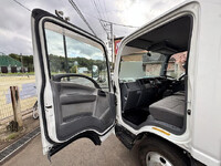 ISUZU Elf Flat Body TRG-NMR85AR 2018 106,325km_36