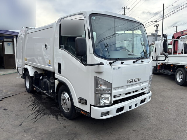 Elf Garbage Truck_1