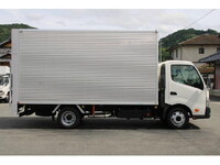 TOYOTA Dyna Aluminum Van TPG-XZU712 2018 117,000km_5
