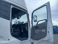 UD TRUCKS Quon Aluminum Wing 2PG-CG5CA 2022 572,740km_15