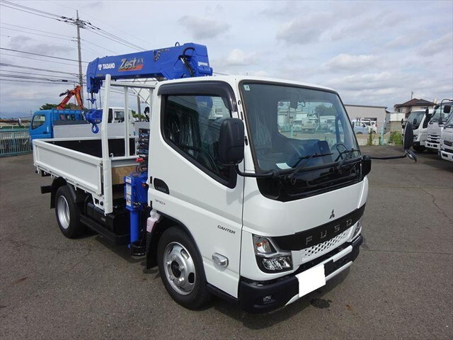 MITSUBISHI FUSO Canter Truck (With 4 Steps Of Cranes) 2RG-FEAV0 2026 482km