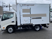 HINO Dutro Refrigerator & Freezer Truck 2RG-XZC605M 2020 185,000km_8