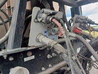 UD TRUCKS Quon Trailer Head QPG-GK5XAD 2017 535,000km_25