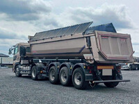 UD TRUCKS Quon Trailer Head QPG-GK5XAD 2017 535,000km_4