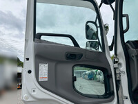 UD TRUCKS Quon Trailer Head 2PG-GK5AAD 2020 673,000km_12