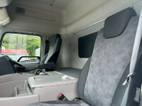 UD TRUCKS Quon Trailer Head 2PG-GK5AAD 2020 673,000km_14
