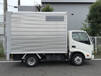 TOYOTA Dyna Aluminum Van TPG-XZU605 2017 172,000km_5