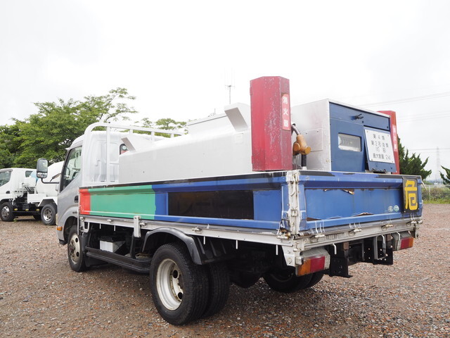 Dutro Tank Lorry_2