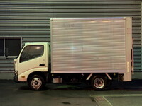 TOYOTA Dyna Aluminum Van TPG-XZU605 2018 162,000km_3