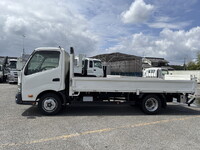 TOYOTA Dyna Flat Body TKG-XZU710 2016 137,440km_5