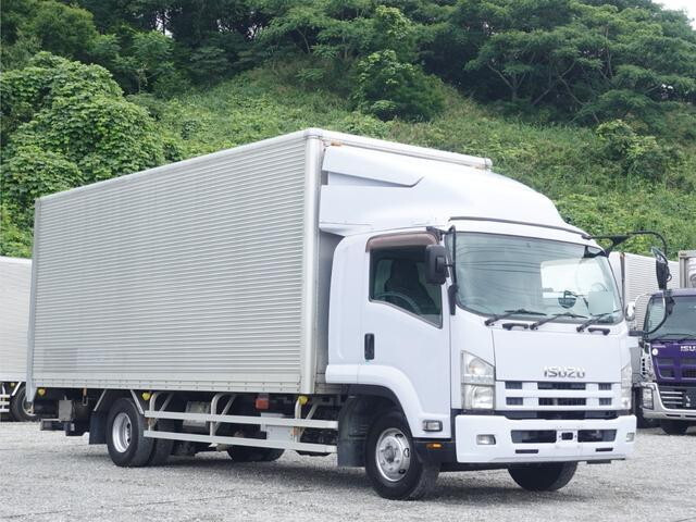 Forward Aluminum Van_1