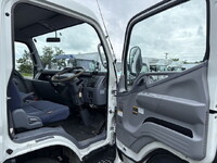 MITSUBISHI FUSO Canter Safety Loader PDG-FE83DY 2009 133,000km_28