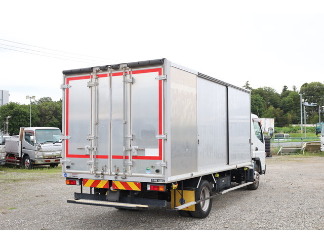 Canter Bottle Van_2