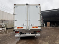 ISUZU Forward Refrigerator & Freezer Truck TKG-FRR90T2 2016 321,630km_5