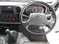 TOYOTA Dyna Panel Van TKG-XZU722 2017 107,000km_29
