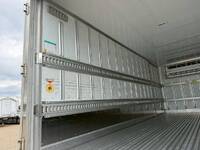 ISUZU Forward Refrigerator & Freezer Truck SKG-FRR90T2 2011 450,000km_9