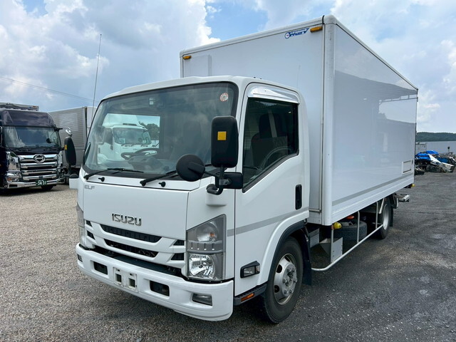 ISUZU Elf Aluminum Van 2RG-NPR88YN 2020 280,000km_1