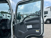 ISUZU Elf Aluminum Van 2RG-NPR88YN 2020 280,000km_18