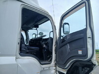 ISUZU Giga Aluminum Wing QKG-CYJ77B 2016 903,723km_23