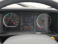 ISUZU Giga Aluminum Wing QKG-CYJ77B 2016 903,723km_26