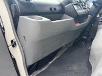 HINO Dutro Double Cab TKG-XZU605M 2019 40,664km_33