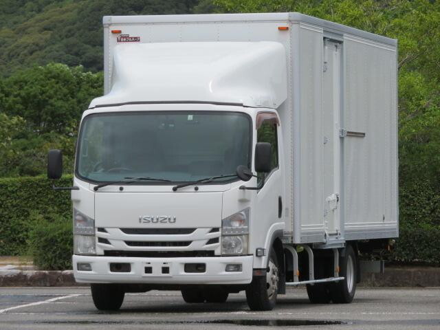 Elf Panel Van_1