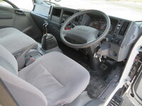 ISUZU Elf Panel Van TRG-NPR85AN 2015 202,000km_16