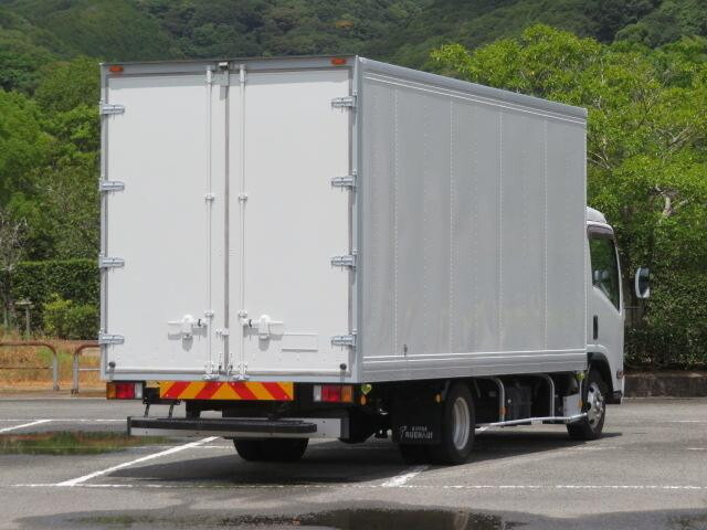 Elf Panel Van_2