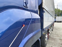ISUZU Giga Aluminum Wing QKG-CYJ77B 2016 633,000km_36