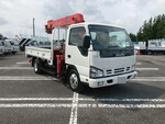 Elf Truck (With 6 Steps Of Cranes)