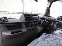 MITSUBISHI FUSO Canter Flat Body 2RG-FBA20 2025 443km_27