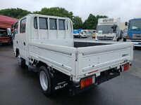 ISUZU Elf Double Cab TPG-NKR85AN 2017 5,780km_2