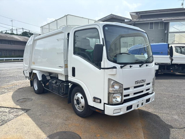 ISUZU Elf Garbage Truck BKG-NMR85N 2010 176,937km
