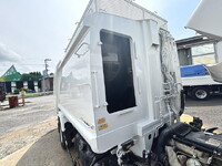 ISUZU Elf Garbage Truck BKG-NMR85N 2010 176,937km_18
