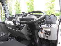 MITSUBISHI FUSO Canter Flat Body TPG-FBA20 2017 97,523km_26