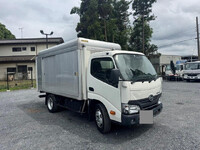 HINO Dutro Bottle Van TKG-XZU645M 2018 71,518km_3