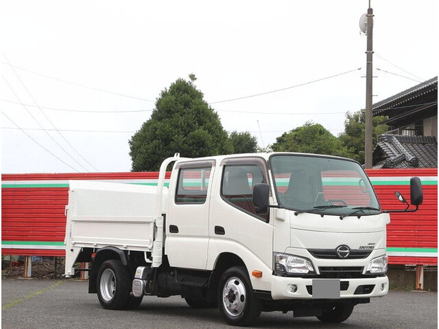 HINO Dutro Double Cab TKG-XZU685M 2016 29,492km_1