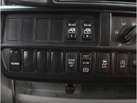 HINO Dutro Double Cab TKG-XZU685M 2016 29,492km_31