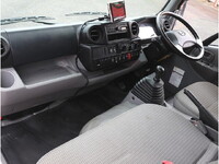 HINO Dutro Double Cab TKG-XZU685M 2016 29,492km_33