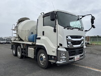 ISUZU Giga Mixer Truck 2KG-CXZ60CT 2020 220,248km_3