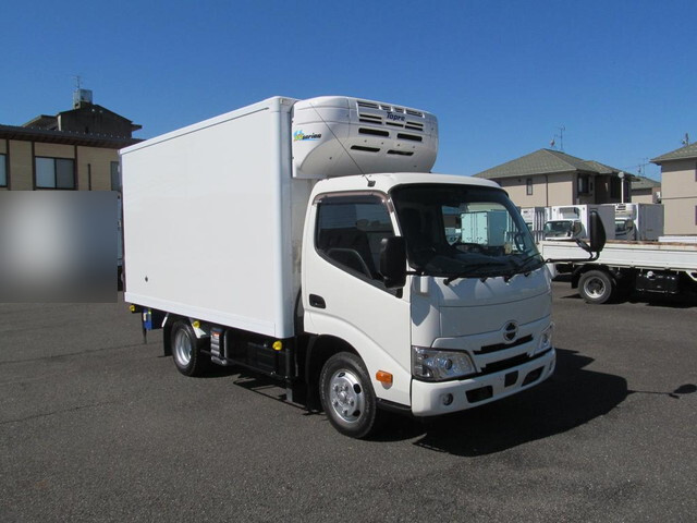 HINO Dutro Refrigerator & Freezer Truck TPG-XZU645M 2019 182,000km_1