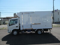 HINO Dutro Refrigerator & Freezer Truck TPG-XZU645M 2019 182,000km_5