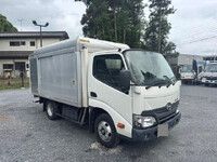 HINO Dutro Bottle Van TKG-XZC605M 2017 42,811km_3