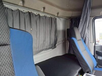 ISUZU Giga Trailer Head QKG-EXD52BD 2017 857,000km_37