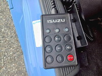 ISUZU Giga Trailer Head QKG-EXD52BD 2017 857,000km_38